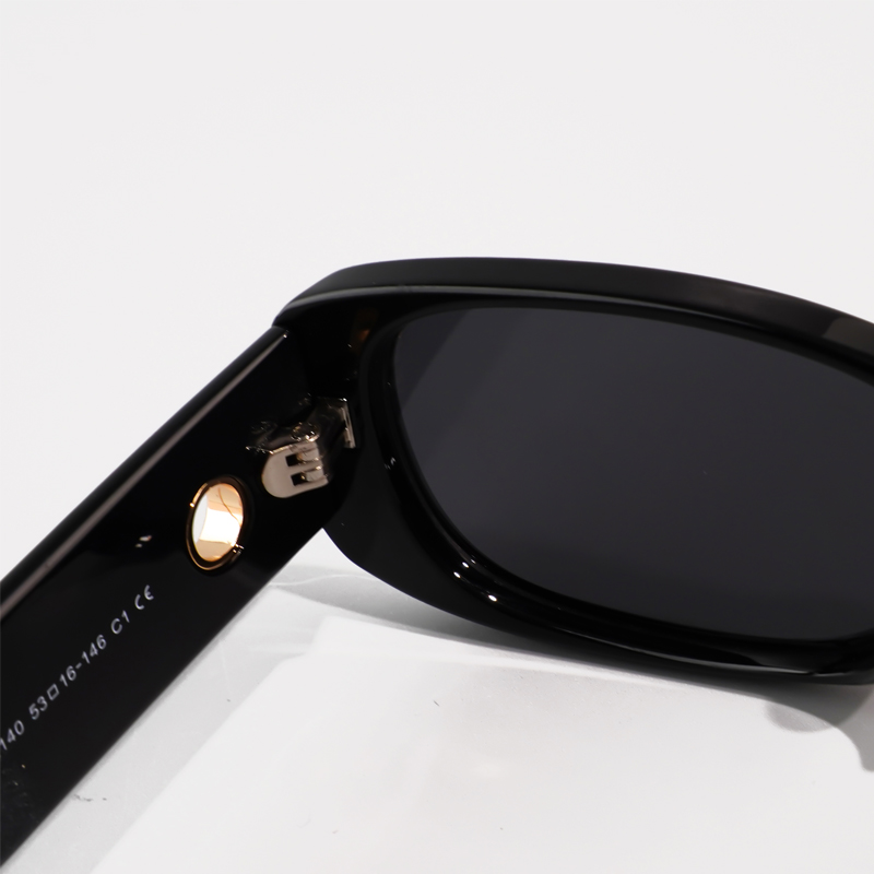 FOGLAX S321 Black L, lifestyle image 7 of 8
