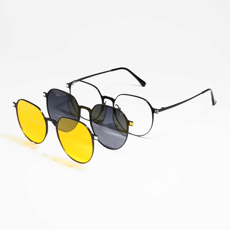 FOGLAX E312 Gunmetal L, lifestyle image 10 of 16