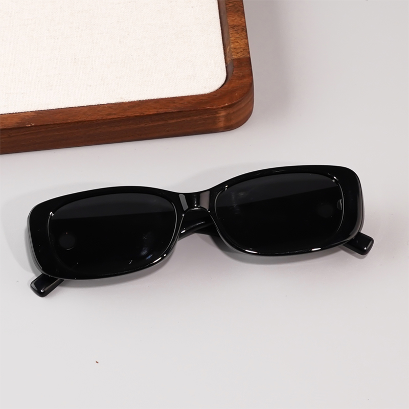 FOGLAX S321 Black L, lifestyle image 4 of 8