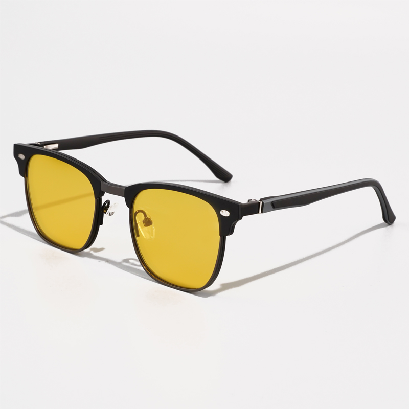 FOGLAX E314 Black, lifestyle image 11 of 17