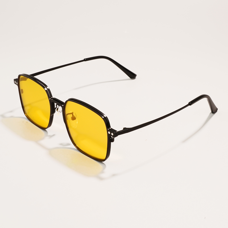 FOGLAX E311 Black M, lifestyle image 11 of 16
