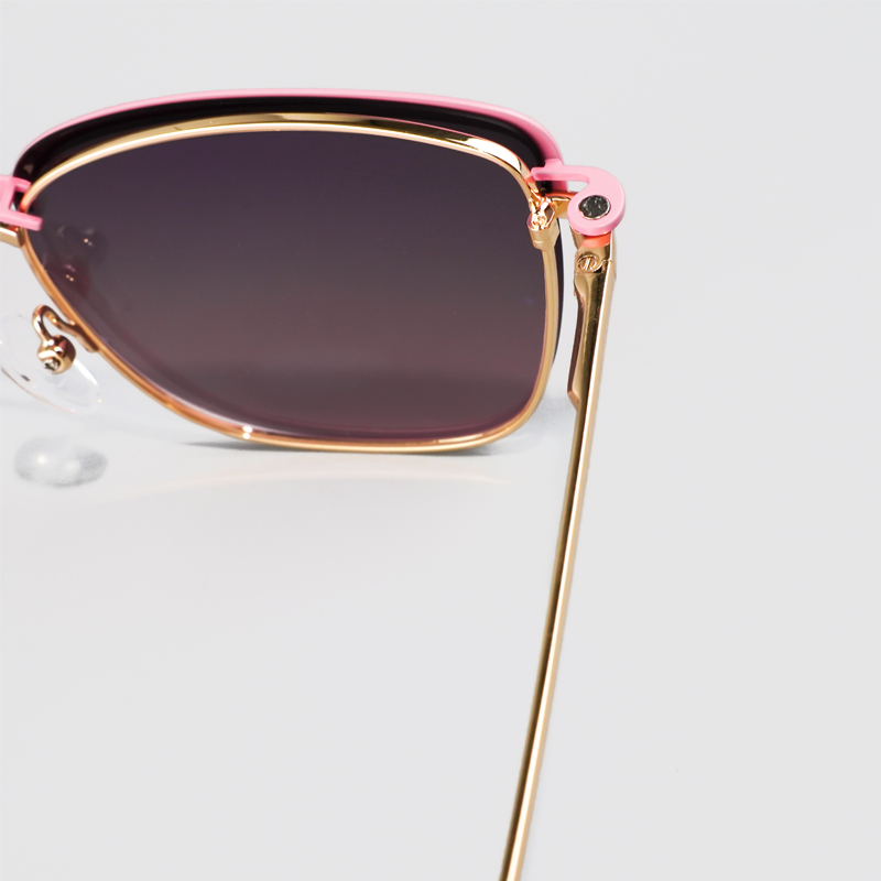 FOGLAX E308 Pink XL, lifestyle image 11 of 12