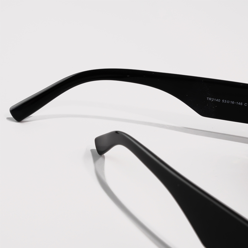 FOGLAX S321 Black L, lifestyle image 8 of 8