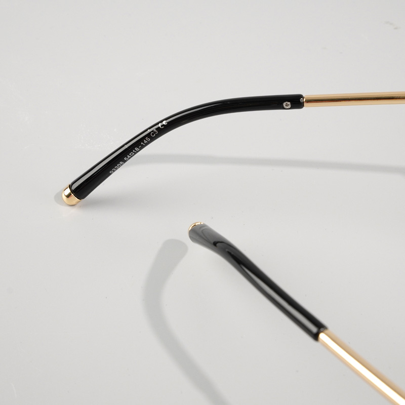 FOGLAX E139 M Black Pattern, lifestyle image 8 of 9