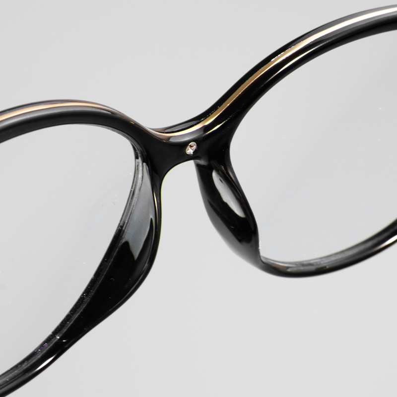 FOGLAX E162 S Black Gold, lifestyle image 9 of 9