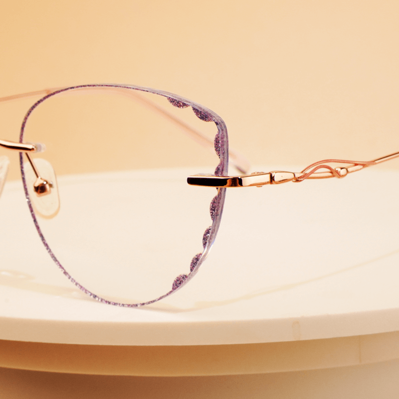 FOGLAX Rimless R124 M RoseGold, lifestyle image 9 of 9