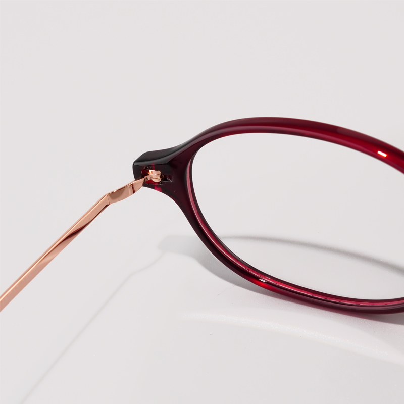 FOGLAX E322 Burgundy M, lifestyle image 6 of 8