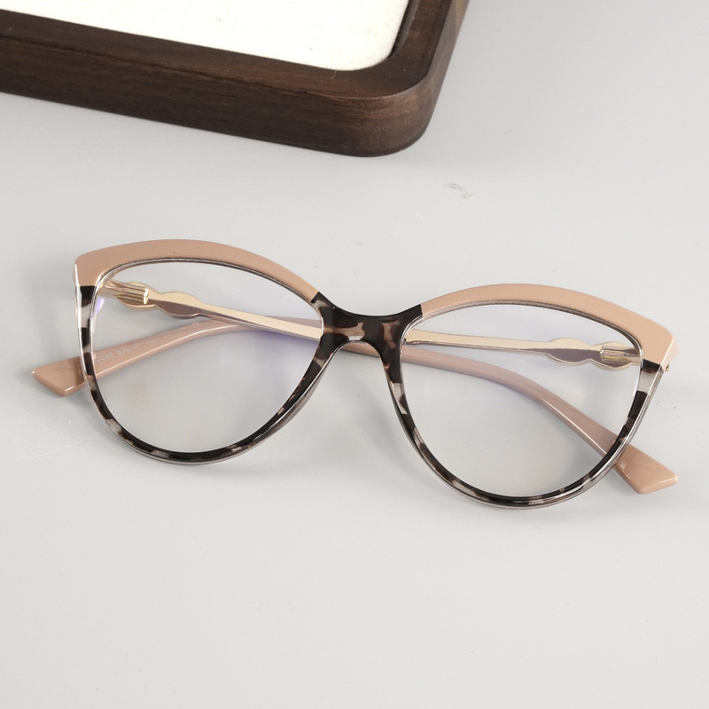 FOGLAX E166 M Pink Tortoise, lifestyle image 4 of 8
