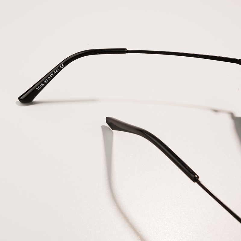 FOGLAX E311 Black M, lifestyle image 16 of 16