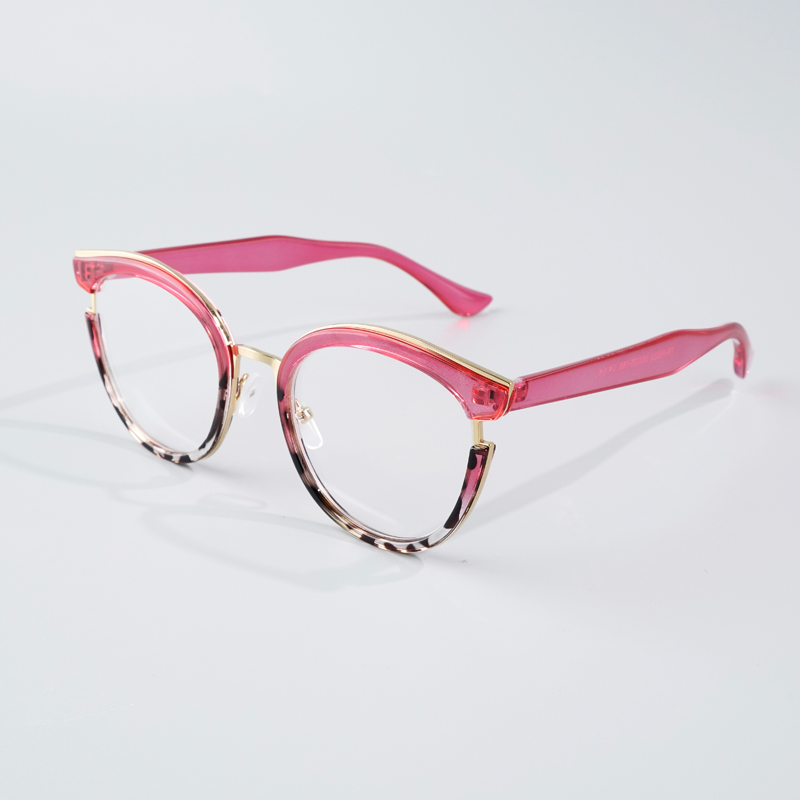 FOGLAX E174 S Red Tortoise, lifestyle image 5 of 9