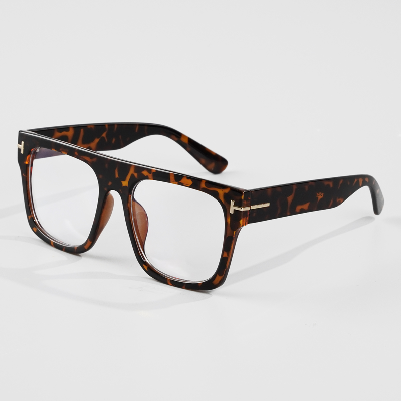 FOGLAX E159 M Tortoise, lifestyle image 5 of 8