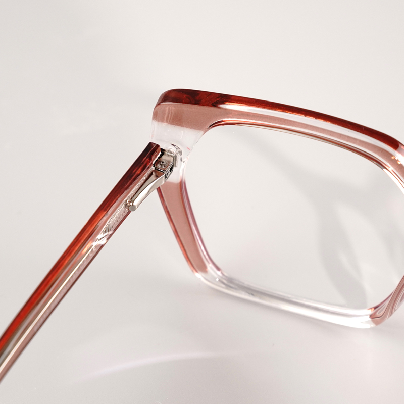 FOGLAX E209 M Pink Clear, lifestyle image 6 of 9