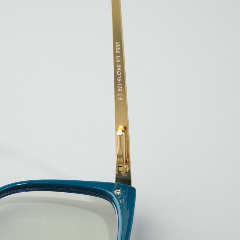 FOGLAX E162 S Blue Gold, lifestyle image 9 of 11