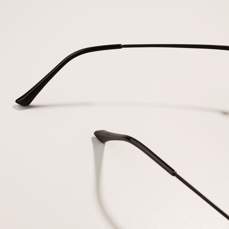 FOGLAX E312 Gunmetal L, lifestyle image 16 of 16