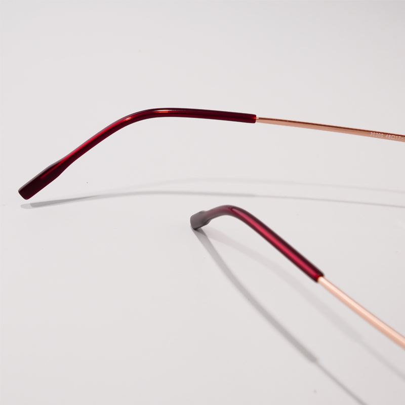FOGLAX E322 Burgundy M, lifestyle image 8 of 8