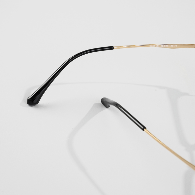 FOGLAX E289 Black Gold L, lifestyle image 8 of 8