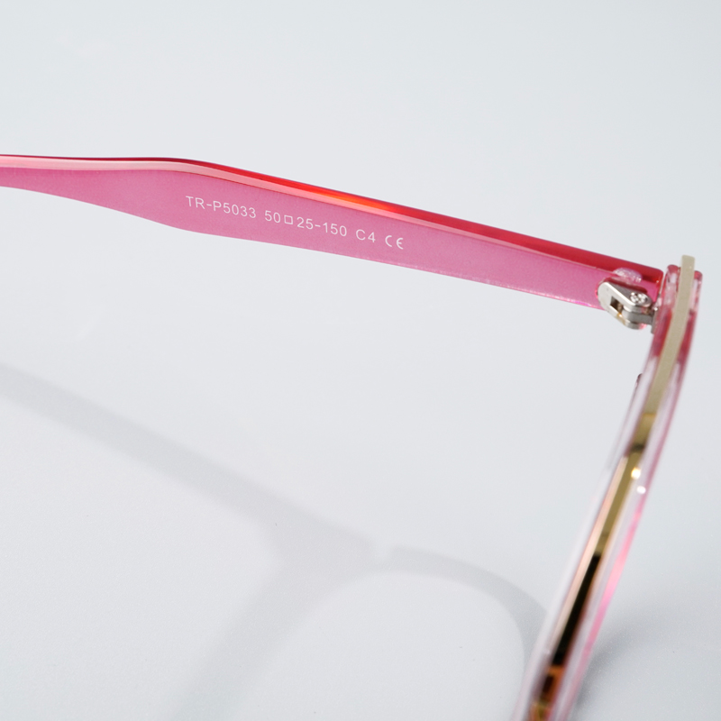 FOGLAX E174 S Red Tortoise, lifestyle image 8 of 9